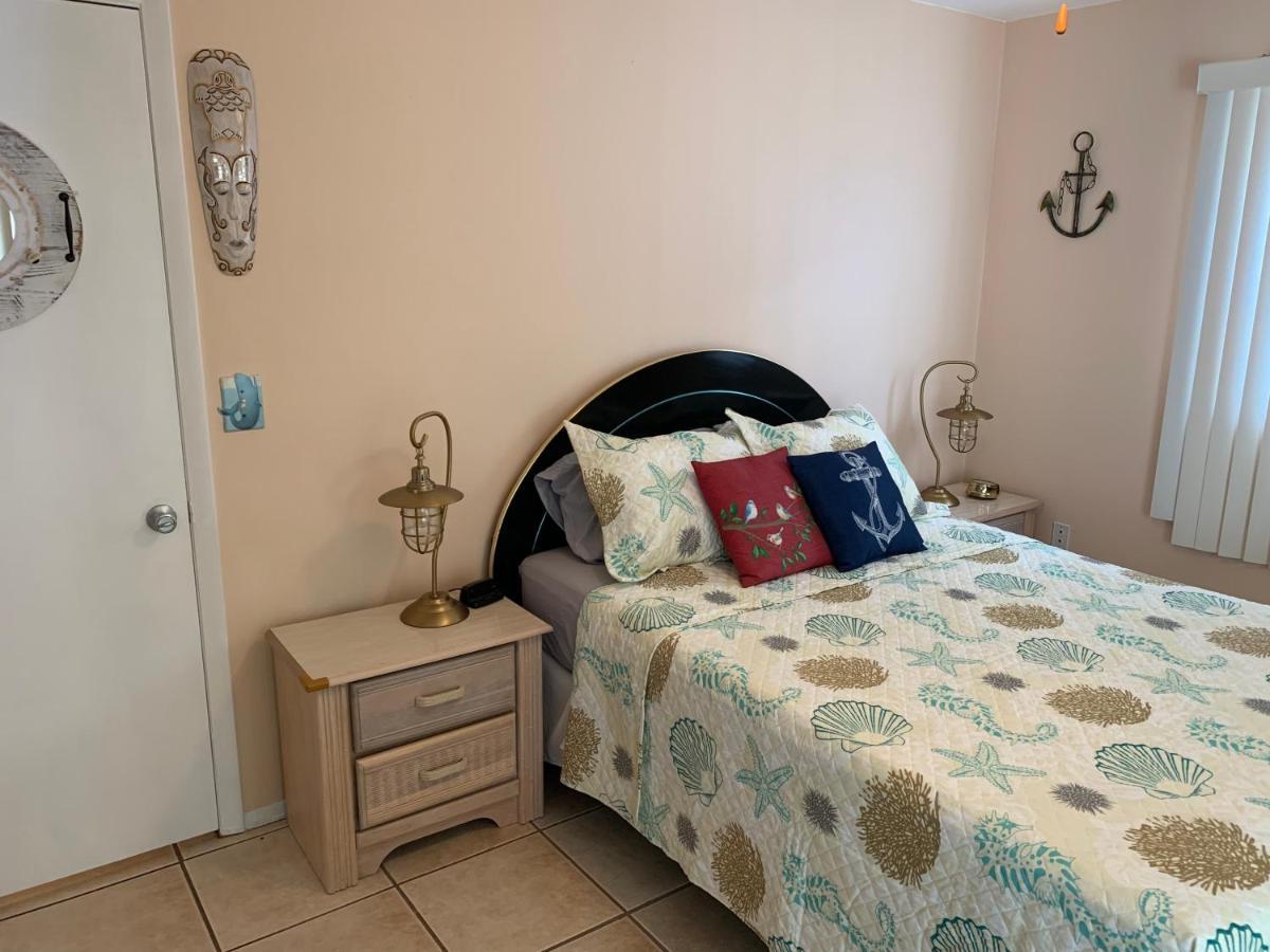 Michaels -Beachside Bungalows St. Pete Beach Εξωτερικό φωτογραφία